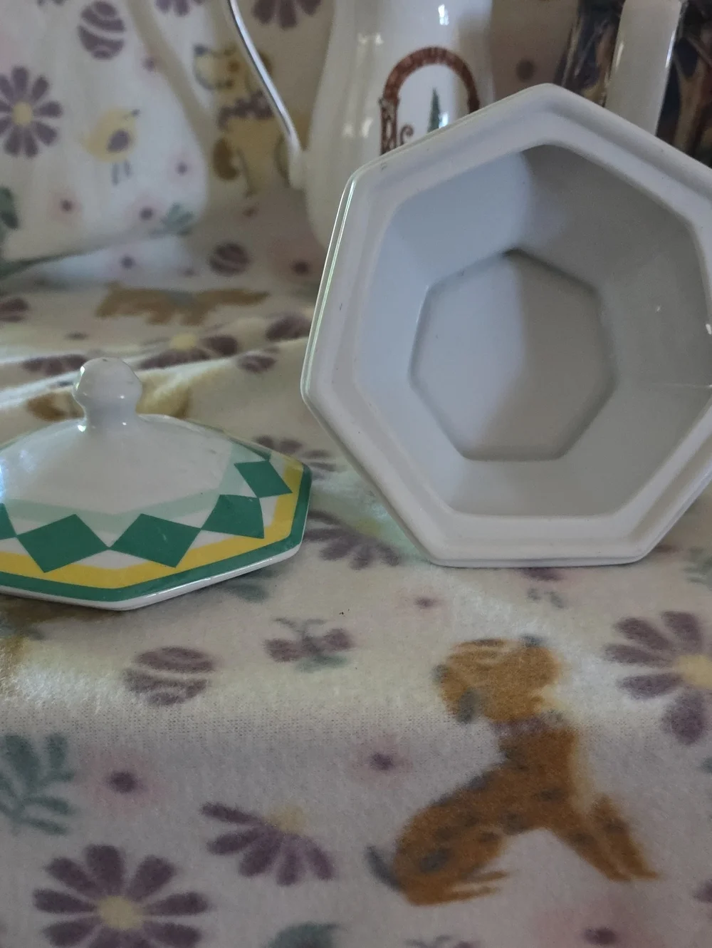 Noritake Morimura Brothers, Japan, featuring distinct Art Deco geometric pattern